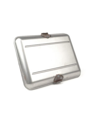 Portière de boîte de rangement C